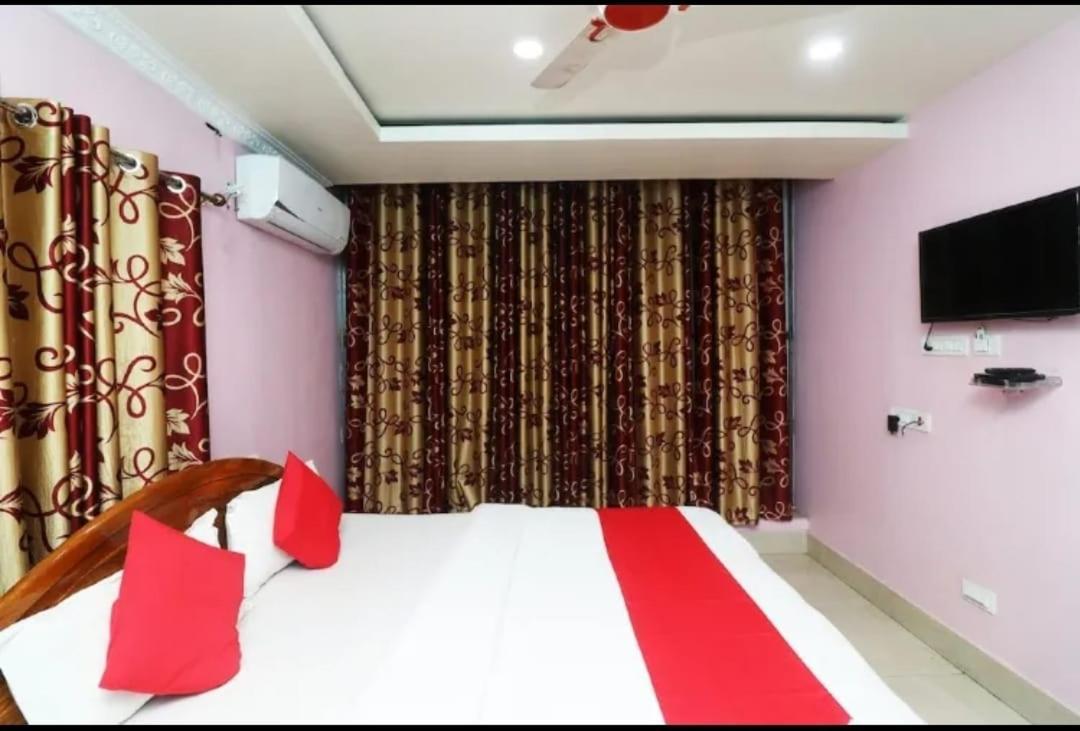Hotel Ayush International Balasore 외부 사진